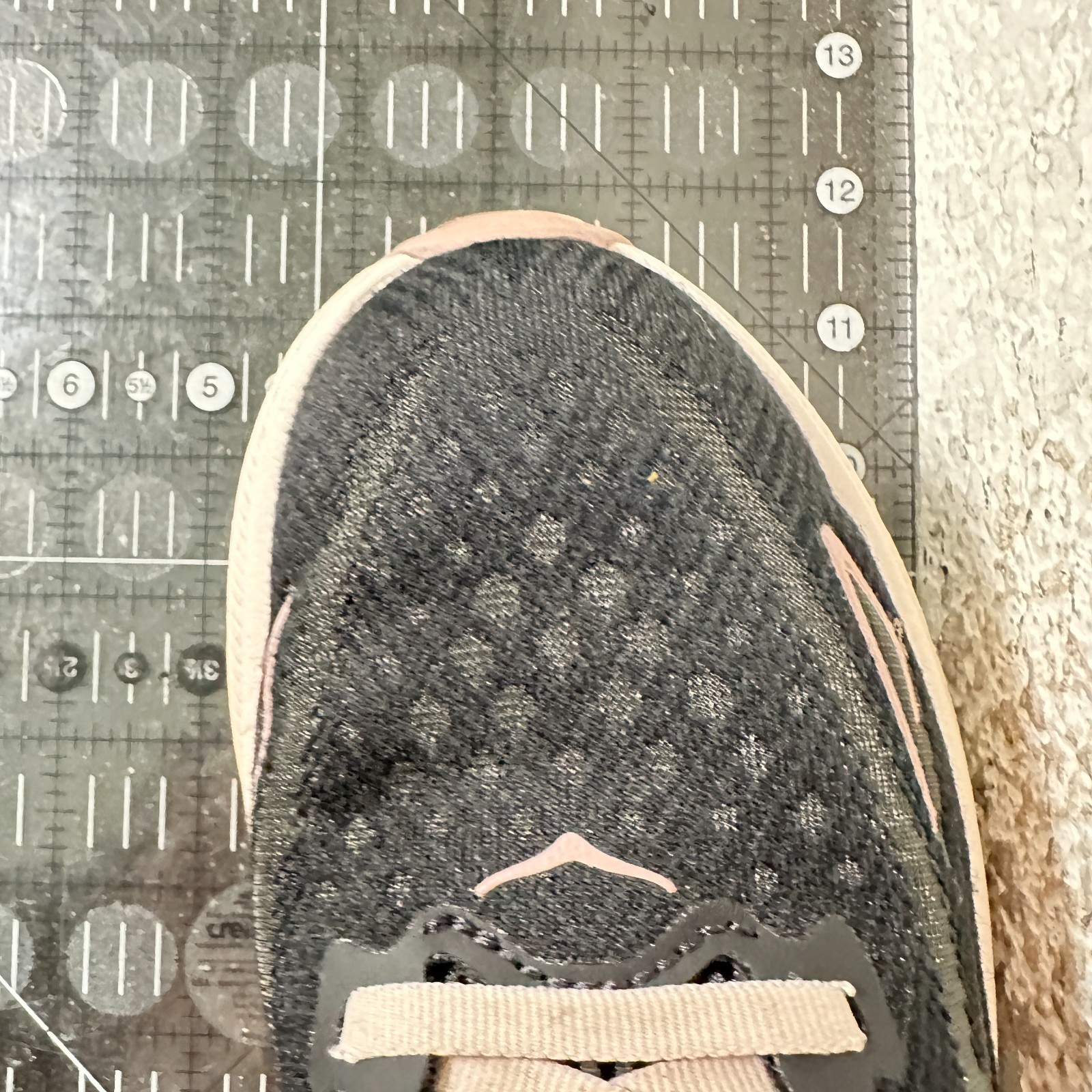 Hoka One One Clifton 9 Women Size 8.5B 1127896-ONQ Obsidian Quartzite Shoes thumbnail 11