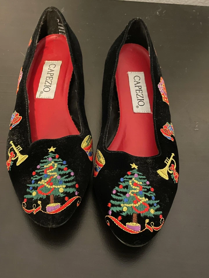 Capezio Zapatos Ballet Pisos Mujer Talla 7 Terciopelo Navidad Bordado Vacaciones Foto 2 de 4