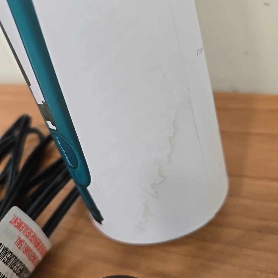 NuMe Fashionista Hair Straightener Flat Iron Tourmaline Ceramic Plates Turquoise - Image 4 of 4