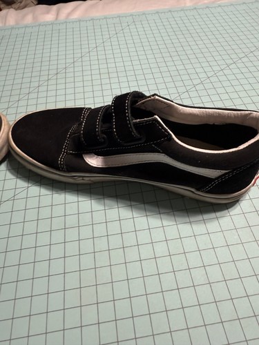 Vans Old Skool V Sneakers Black Suede Canvas Skate Shoes Youth 5 US Juniors - Picture 8 of 10