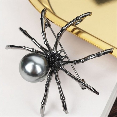 Spille regalo nero bianco spilla creativa accessori sciarpa esagerata - Foto 2 di 10