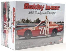 Salvinos JR Models "K & K" Bobby Isaac 1971 Dodge Charger 1/25 Model Car Kit