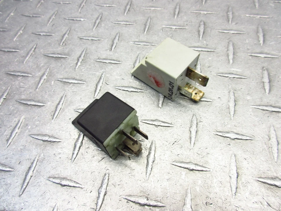 00-06 Vespa ET4 M198F 2002 relé mixto eléctrico OEM funciona Foto 4 de 4