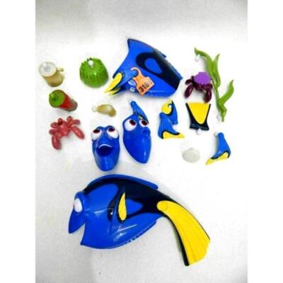 Disney Pixar Finding Dory Changing Looks Dory 20+ Pc Playset & Let's Speak Whale