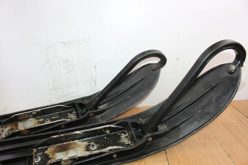 Esquís Arctic Cat Mountain Cat 800 2004/carburos nuevos/par Foto 3 de 4