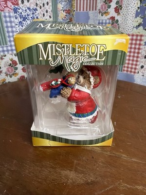 Mistletoe Magic Collection Two Bears With Stocking Grandma Vintage Ornament NIB
