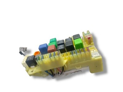 Lexus GS 300 400 430 1997 Benzin Sicherungskasten MDV83885