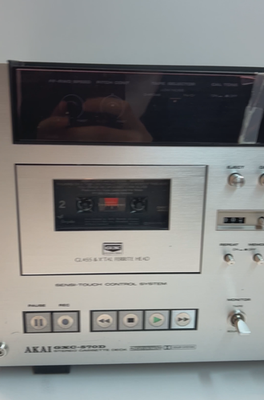 Vintage AKAI GXC-570D 3 Head Stereo Cassette Deck (TESTED/READ
