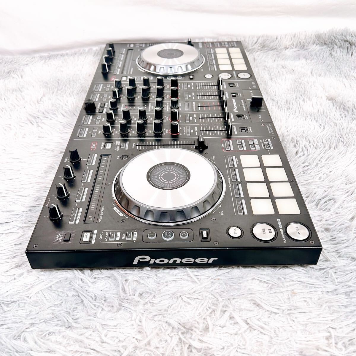 Pioneer DJ DDJ-SX 4-Channel DJ Controller Serato DDJSX 4ch Black