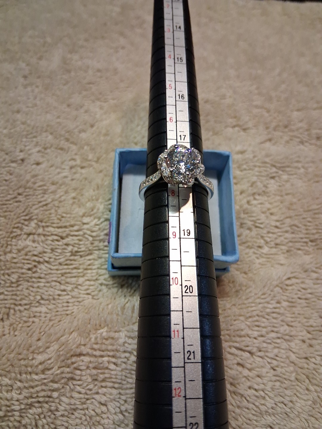 Picture 21 of 24