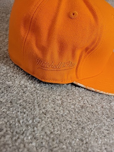 NY Yankees Fitted Hat 7 5/8 Cooperstown Collection Mitchell Ness Orange Paisley - Picture 6 of 17