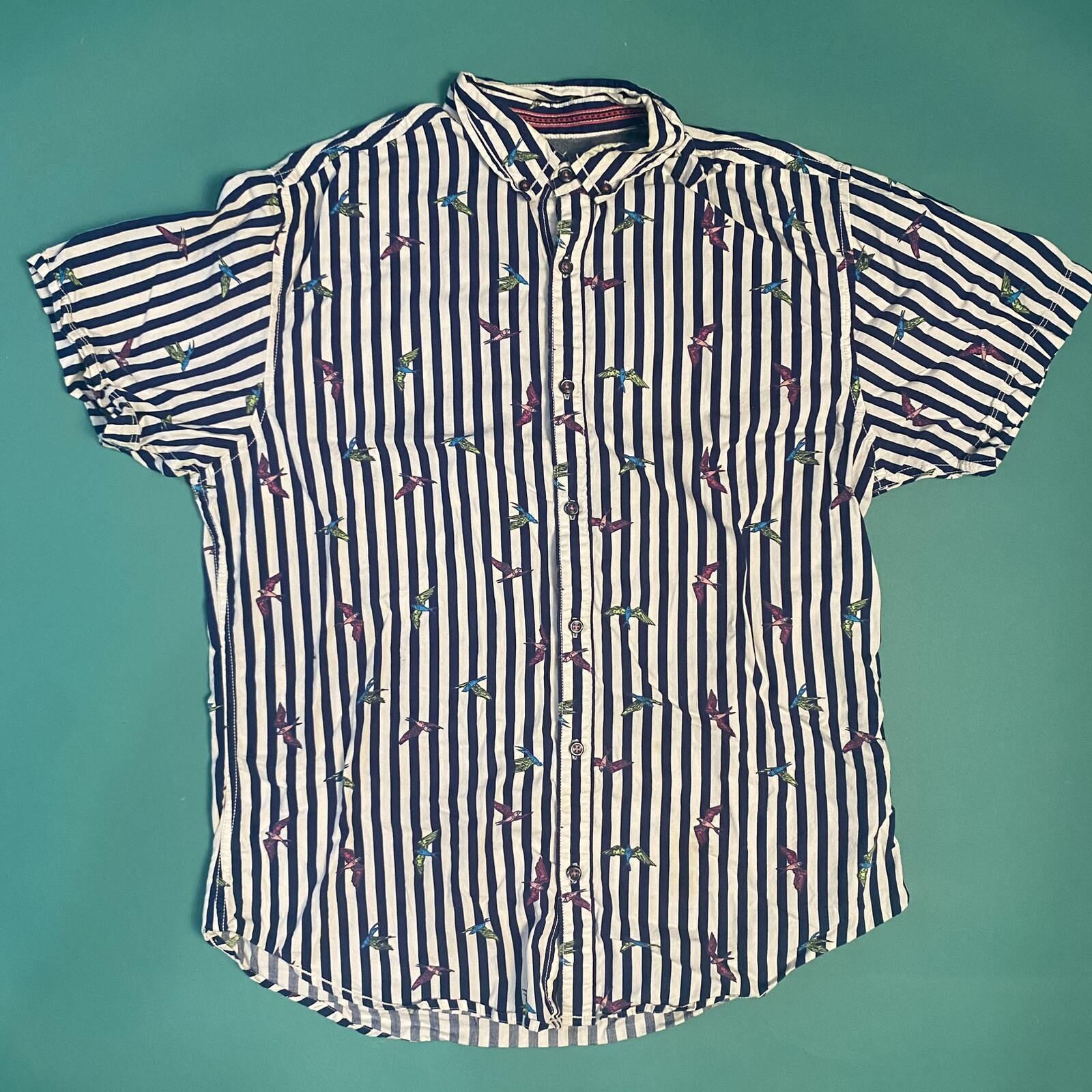 Large Stripe Patterned Short Sleeve Button Up Sta… - image 1