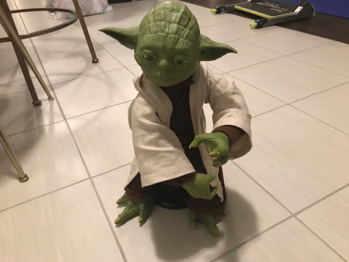 Star Wars Legendary YODA Jedi Master 16
