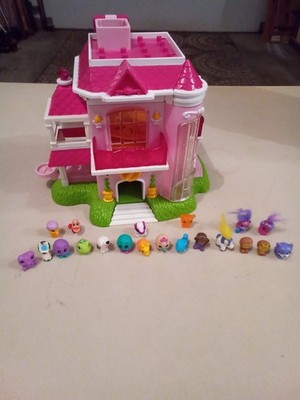 Squinkies Barbie Dream House Dispenser With 20 Figures-No Tokens (s)