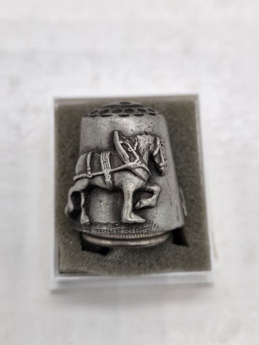 Fingerhut aus Zinn: Busch Gardens Virginia Williamsburg - Das alte Landpferd! - Bild 1 von 4