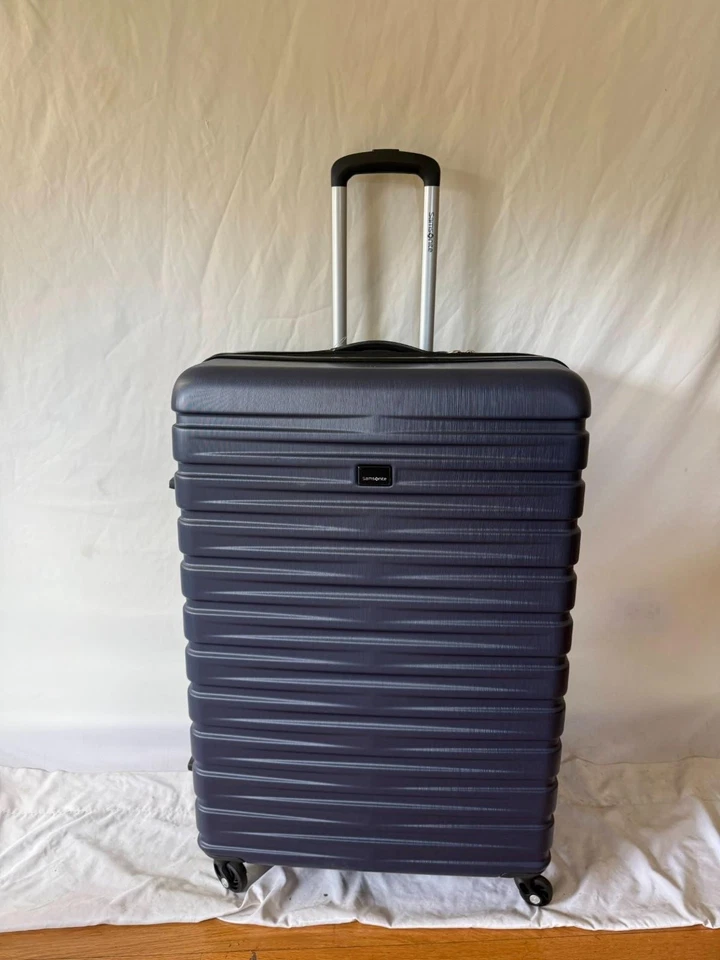 New Samsonite Uptempo X Hard side Large Spinner Luggage Navy 29" Suitcase - Image 2 of 4