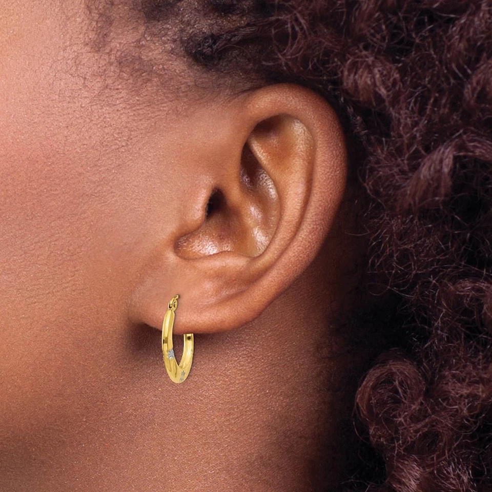 Круглые серьги-кольца с цветочным рисунком из желтого золота 14 карат и родия - Изображение 3 из 4