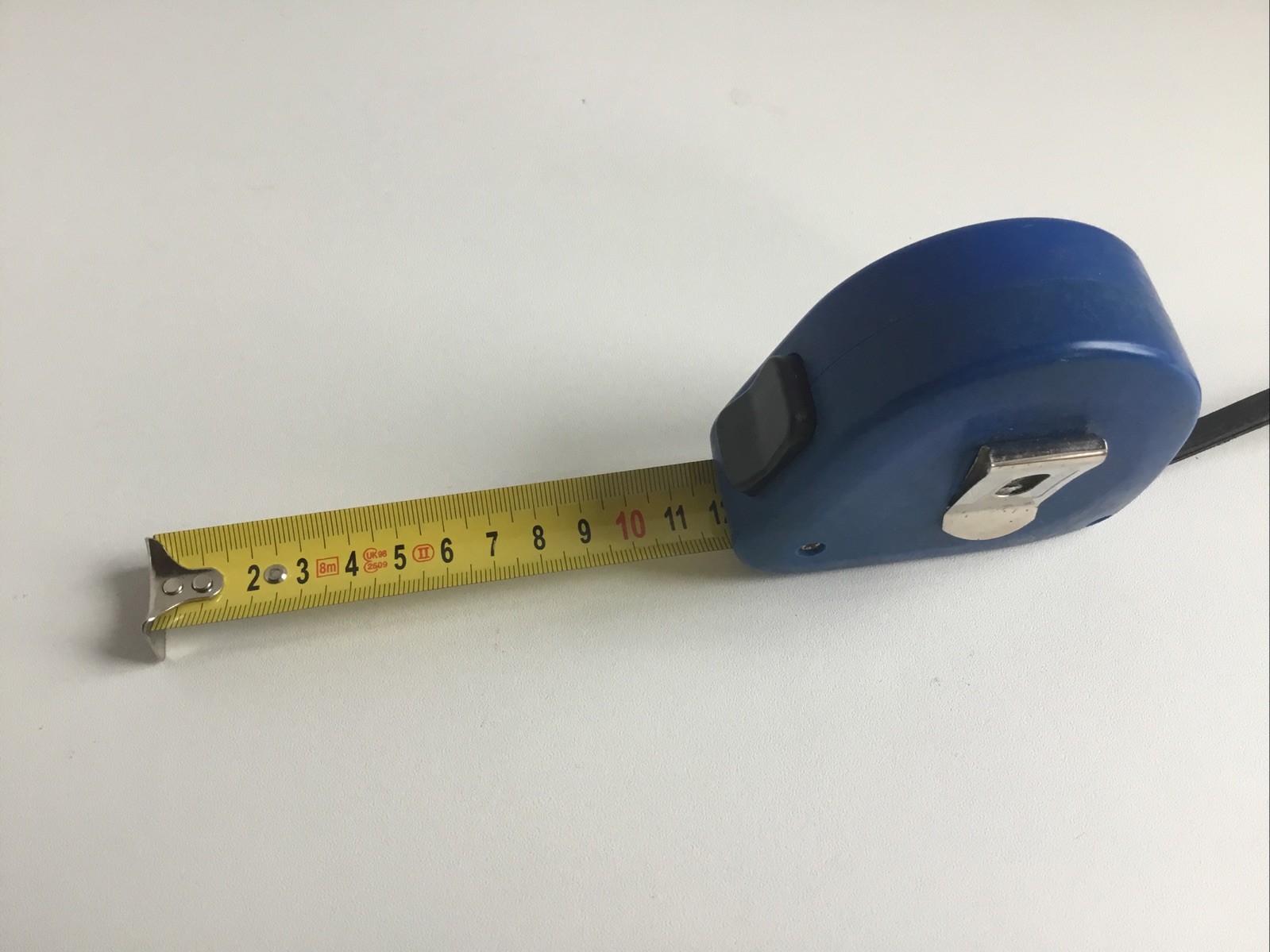 LUX BASIC 8 M Metric  (26.25 ft) Tape Measure No. 573 104 Belt clip retractable