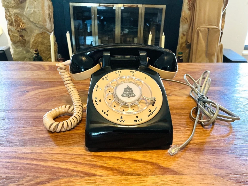 Teléfono de marcación giratoria vintage Stromberg Carlson FUNCIONANDO, teléfono negro y tostado Foto 3 de 4