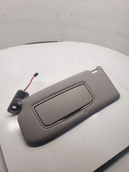 Volvo 40 Series 04-07 Sedan Tail Light 5 Cylinder 1187460