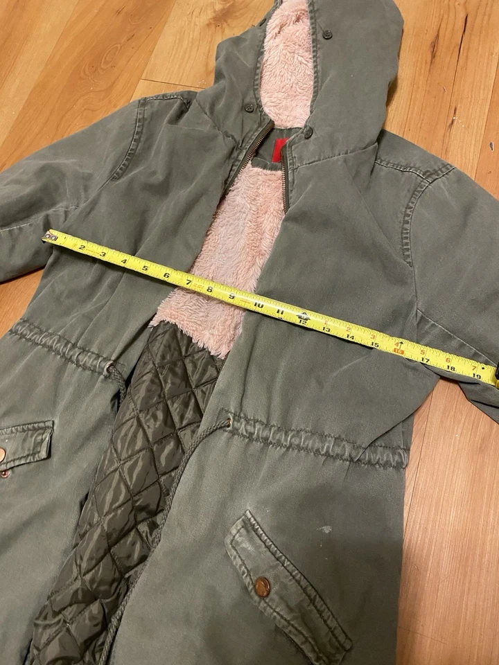 Guess Womens Small Green Hooded Parka Jacket with Sherpa Lining - Image 2 of 4