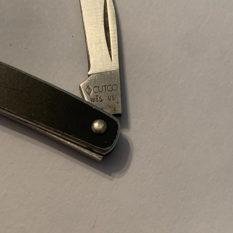 Cutco 1885 美国折叠刀 2 刀片黑色锯齿直罕见 — 第 2/4 张图片