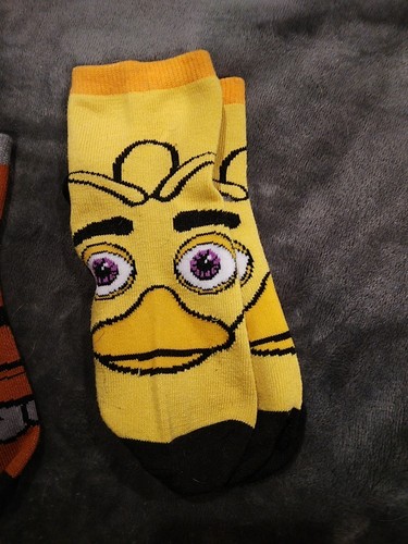 6 Pair Of Size Medium Five Nights At Freddy's Boys Socks Shoe Size 4-11 - Picture 5 of 8