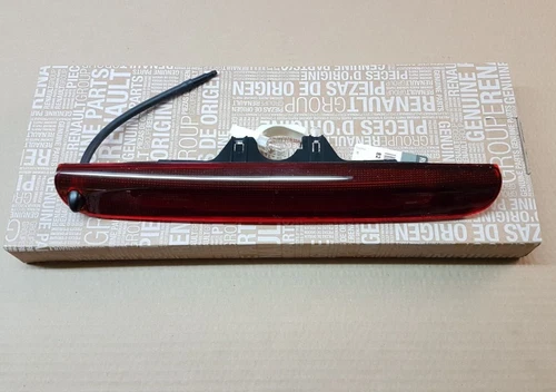 Additional stop light for Renault Espace IV 8200036509