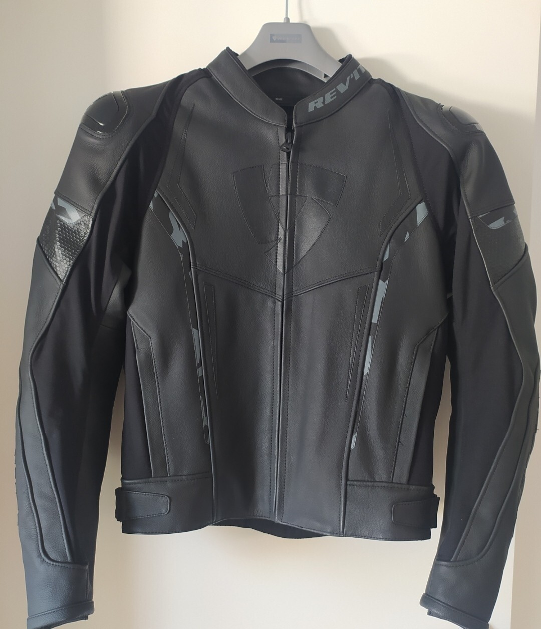 Blouson noir REV'IT Glide 52 neuf avec protections homologuées