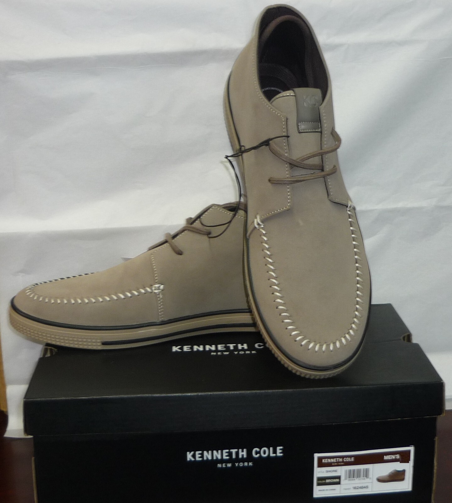 's Boots Kenneth Cole Shore Lace-up Chukka Size 9, 9.5, 10, 