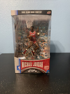 Michael Jordan UD Pro Shots 1985 Slam Dunk Contest 6 Inch Figure