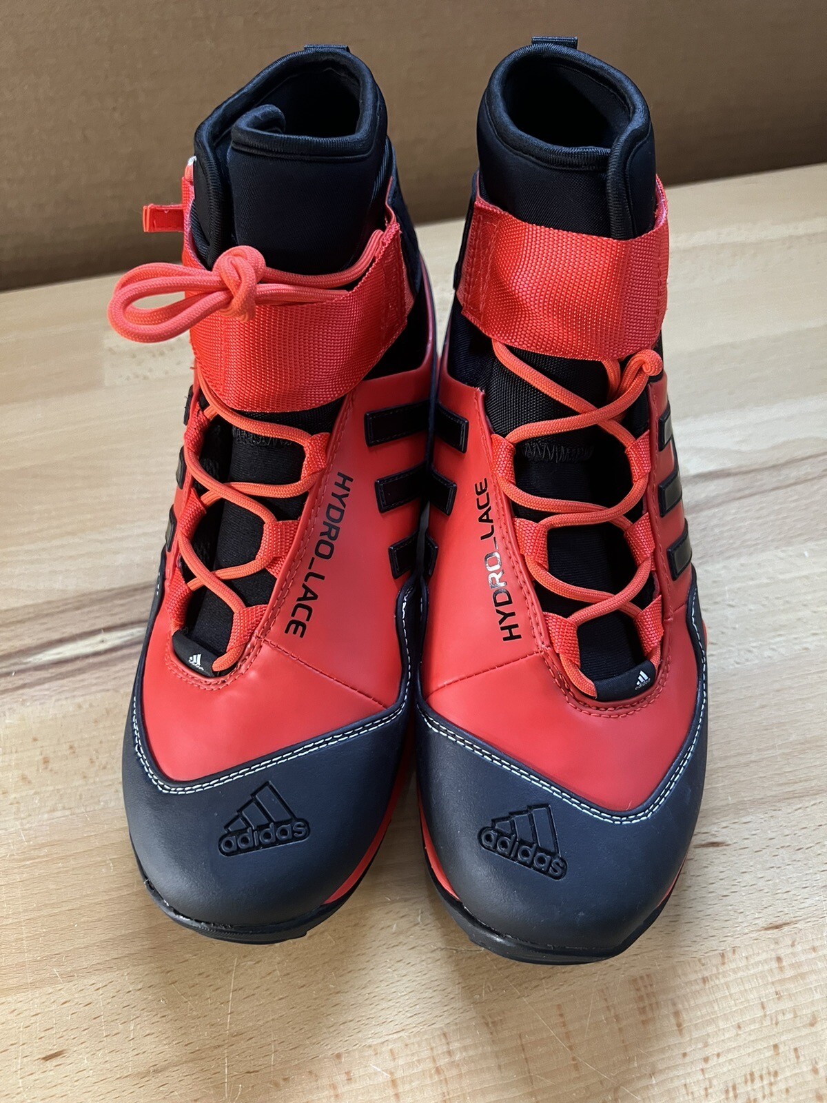 Zapatos de senderismo Adidas Terrex Hydro de encaje para hombre talla 6