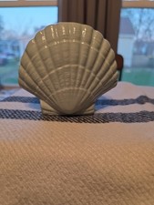 Vintage Grandmacore Blue Porcelain Seashell T...