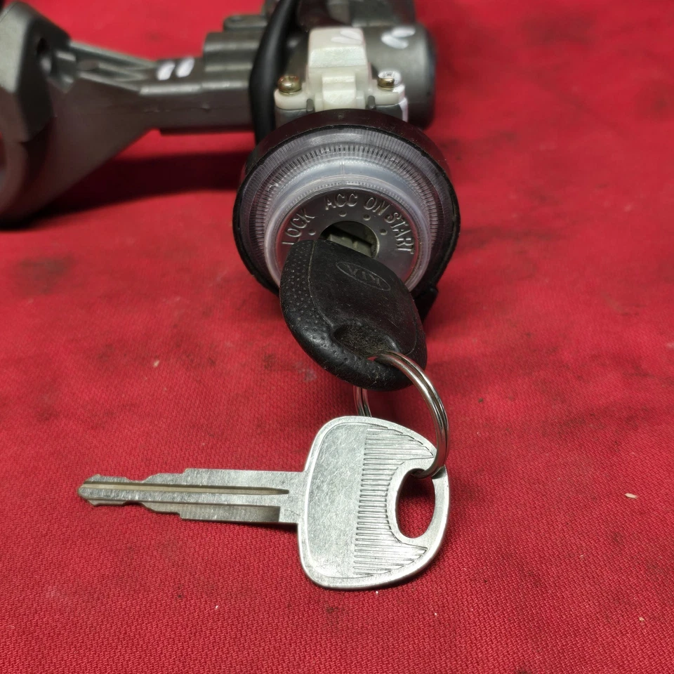 04 05 06 Interruptor de encendido Kia Spectra EX 2,0 L bloqueo A/T Foto 3 de 4