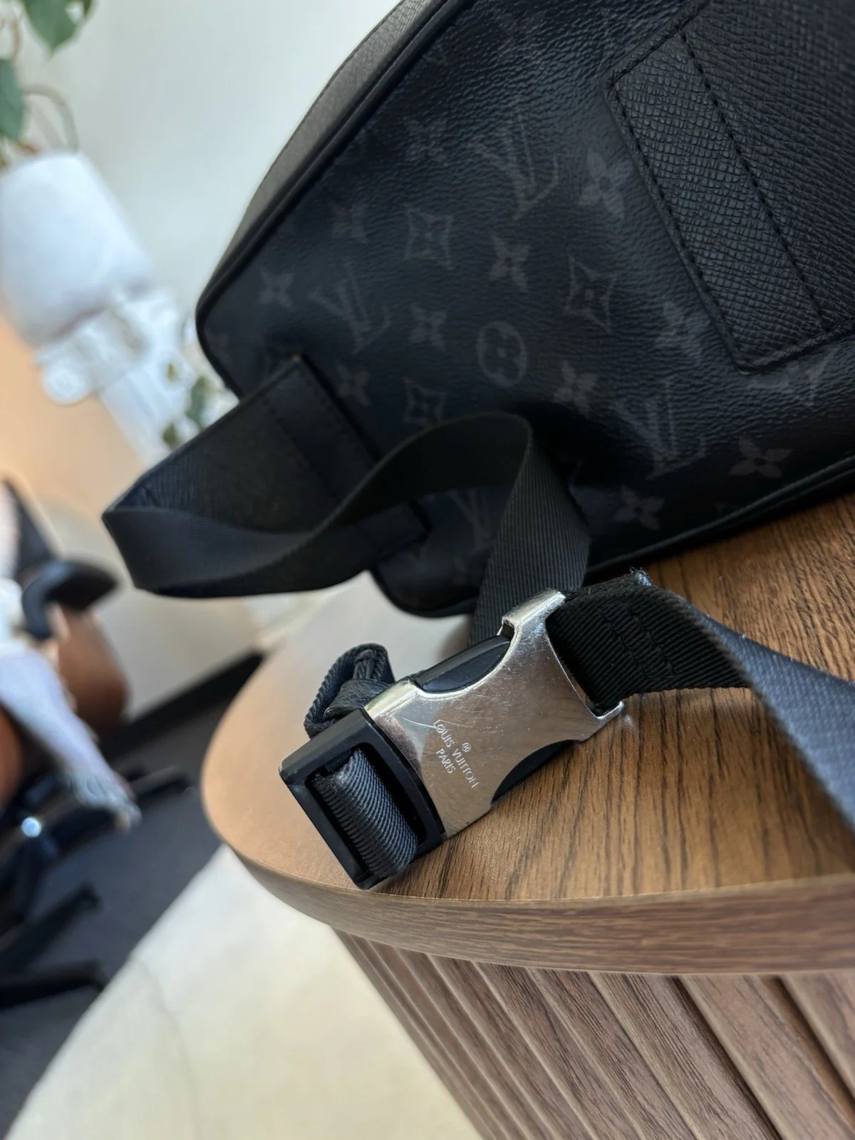 LOUIS VUITTON Authentic Monogram Eclipse Fannypac… - image 9