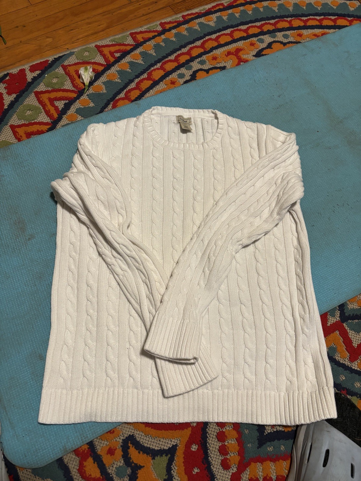 LL Bean Size L  White Cable Knit Crew Neck Sweater 100% Cotton