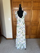 ASTR The label Floral Maxi Dress Size XL Deep vneck Flutter Sleeve
