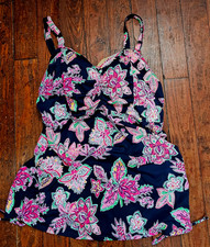 Swim 365 Womens Tankini Swim Top Navy Pinks Green Floral Padded Bra 24