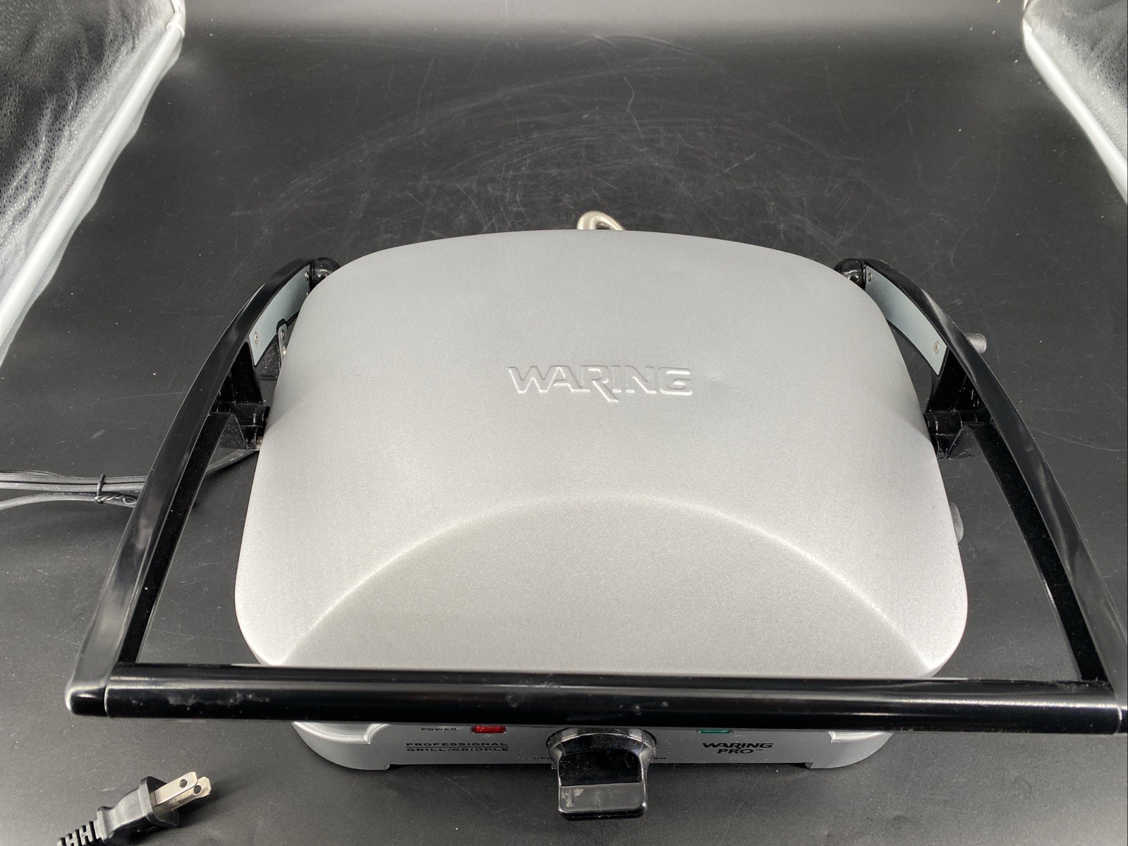 Waring Pro Professional Panini Press, Grill, Griddle. Silver