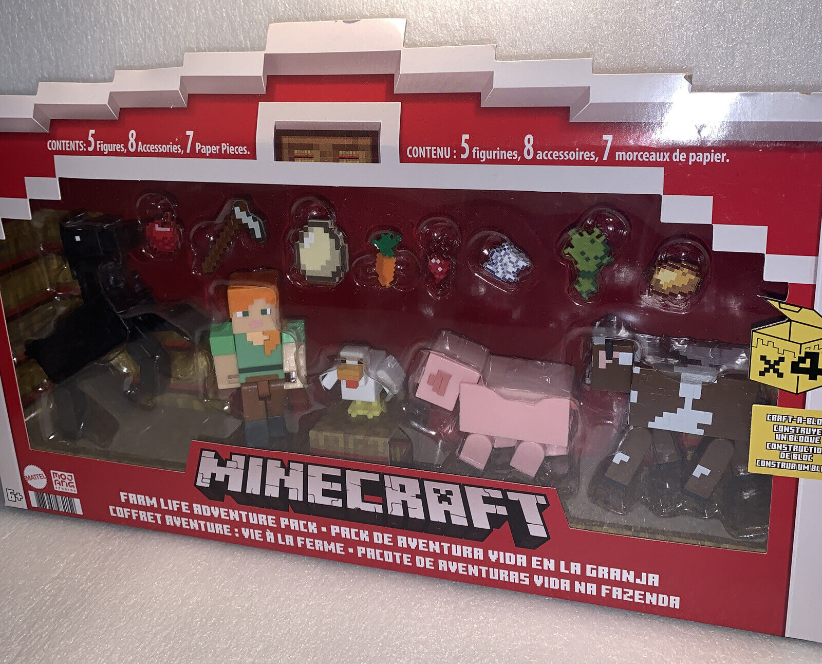 Minecraft Farm Life Adventure Pack Figures, Accessories And Papercraft  Blocks 