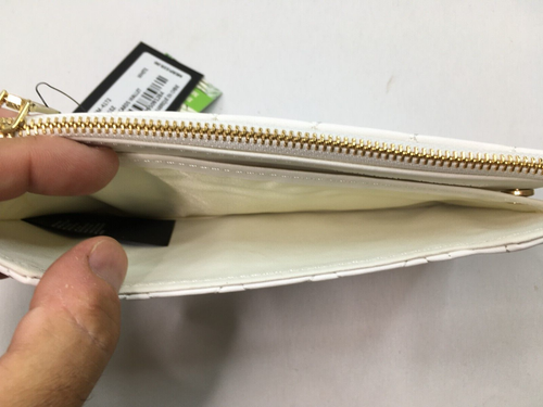 Badgley Mischka Quilted Long Cards Wallet White Vegan Leather BM-4172 - MSRP $59 - Picture 5 of 9