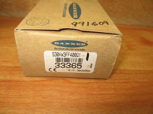 Banner EZ-BEAM M18 Series Sensor - Non-contact, 0-300C, 12-30VDC, 6-14