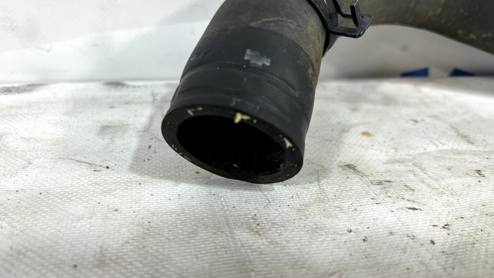 Aston Martin V8 Vantage 2011 Radiator Hose Pipe Outlet OEM 9G33-8C289-AA