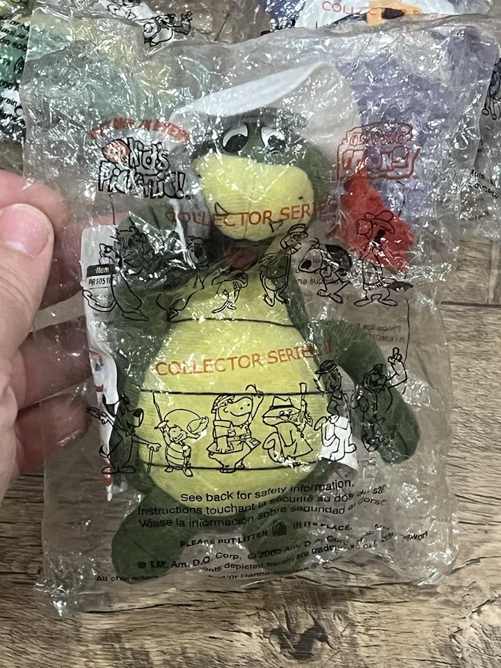 Sealed Dairy Queen Kids Meal Classic Toons Hanna Barbera 2000 Lot Of 10 NIP - Image 4 of 4