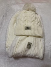 UGG Australia Women  s infinity Scarf and Beanie set