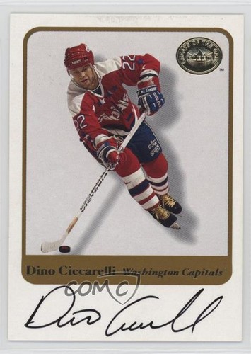 Dino Ciccarelli 2001 Fleer Greats of the Game Autograph card