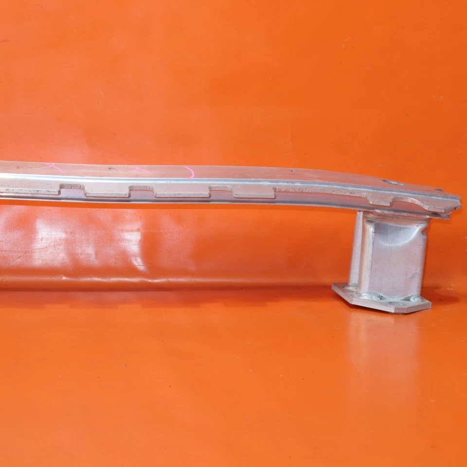 BMW 530 refuerzo trasero 2017 2018 g30 540 7373851 OEM Foto 3 de 4