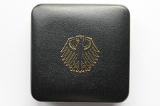 Etui f&uuml;r 100 Euro Goldm&uuml;nze mit Echtheitszertifikat 2014 Einf&uuml;hrung des &euro;