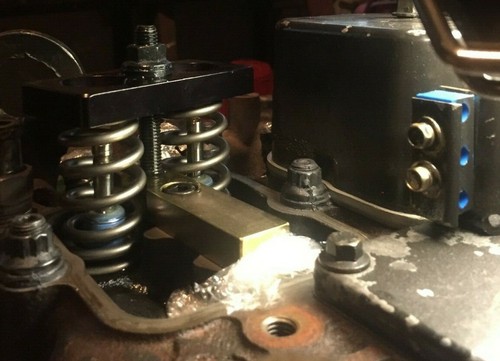 CUMMINS 6BT ENGINE 5.9L -1994-98 "TOP HAT" STYLE VITON VALVE STEM SEALS X 12 - Picture 3 of 5