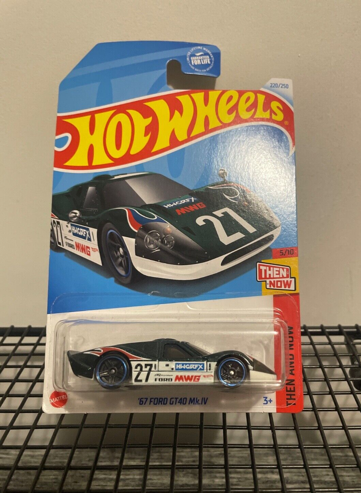 Hot Wheels - ' 67 Ford GT40 Mk.IV 220/250 Blue 2024